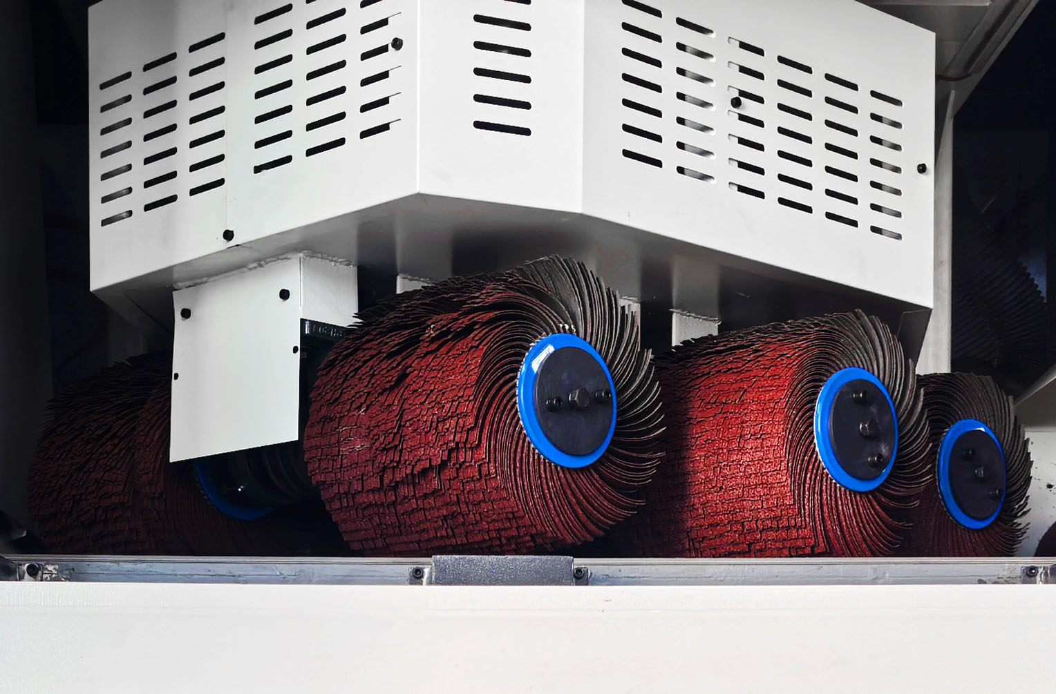 Rotary Brush Process Analysis: Precision Edge Rounding Solution for Metal Workpieces